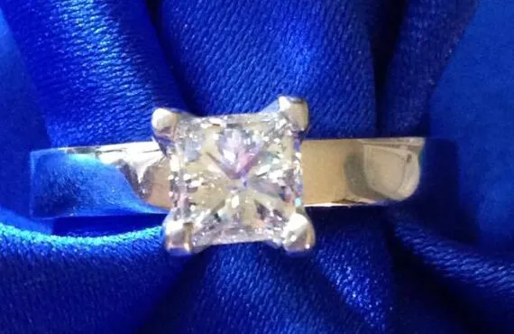 Customer Jewelry In Waterloo IL